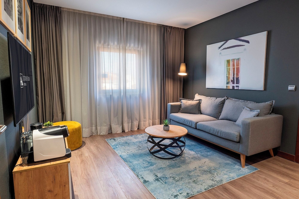 Junior Suite (1 Pax)