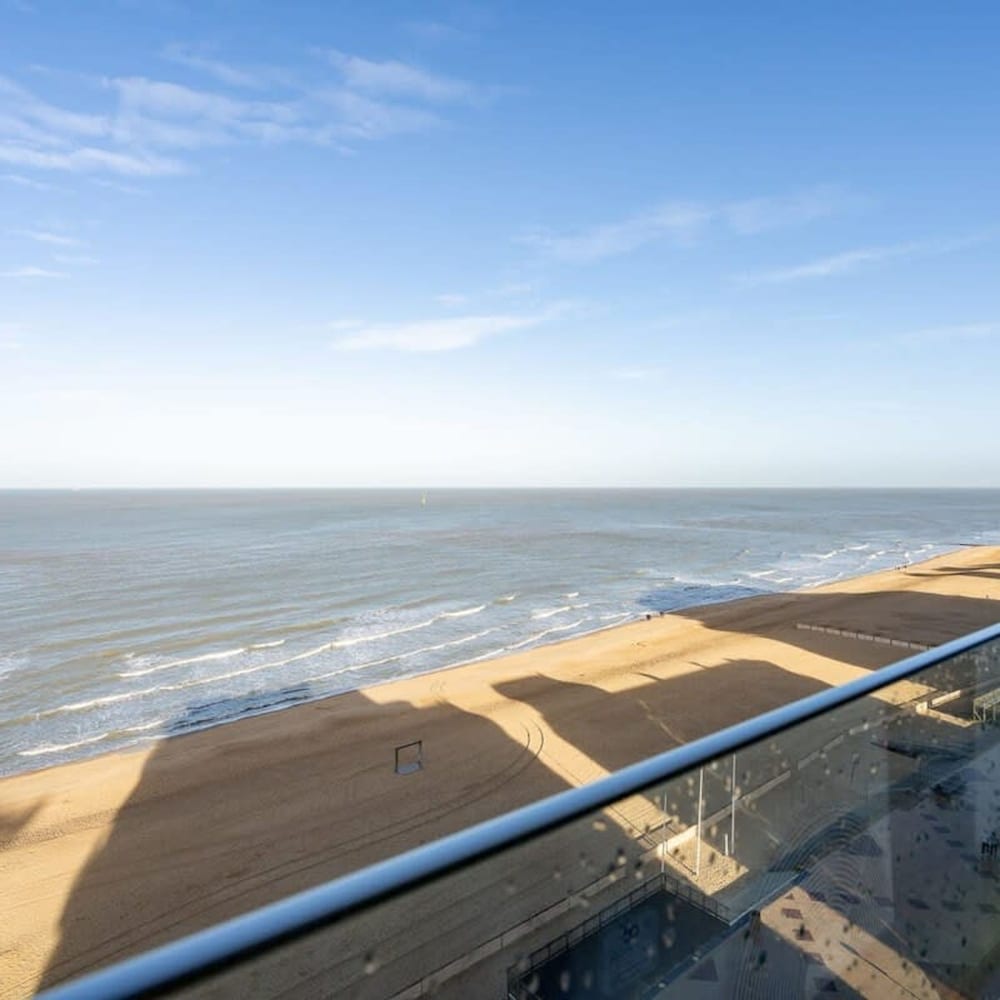 Stunning Penthouse With Free Parking and sea View, Foto 56