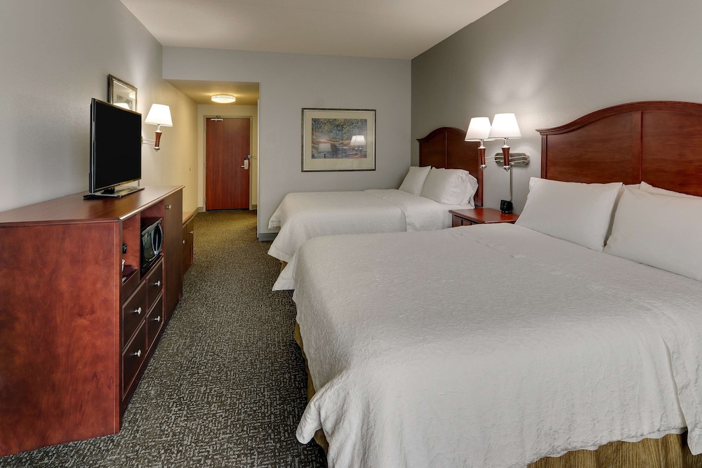 Room, 2 Queen Beds, Accessible (Hearing) - Photo 6