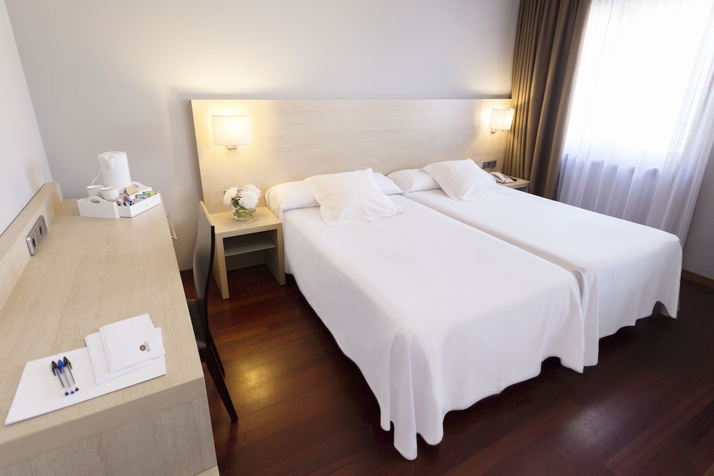 Double Room, 1 Double or 2 Twin Beds - Photo 6