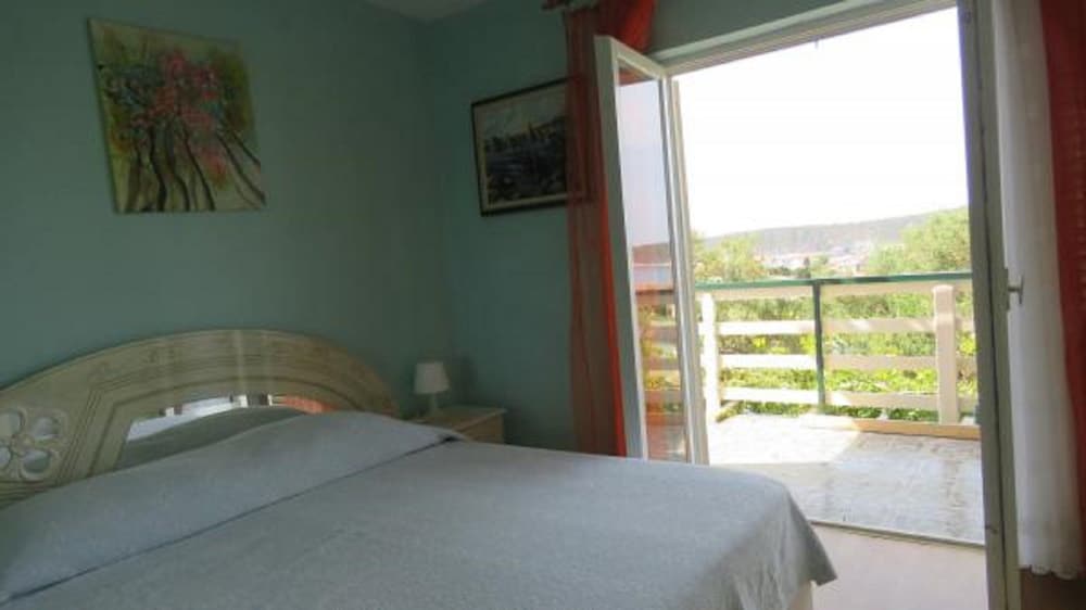 Apartment (One Bedroom Apartment with Balcony 1)