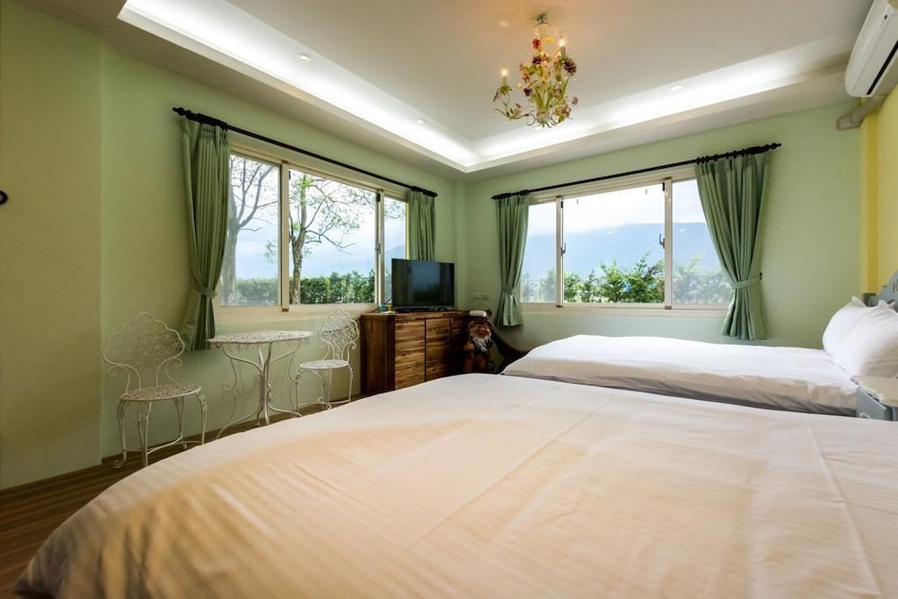 Standard Quadruple Room photo 3