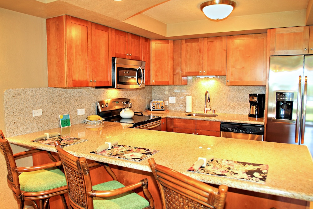 Suite, 2 Bedrooms, 2 Bathrooms, Garden View photo 3