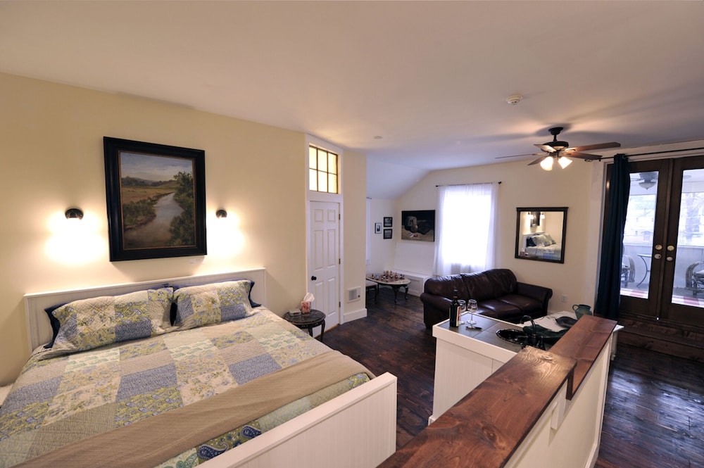 The Big Room photo 2