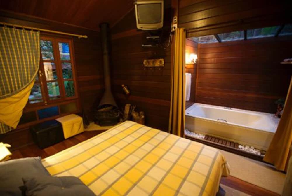 Chalet, Jetted Tub (Orquidea) photo 3