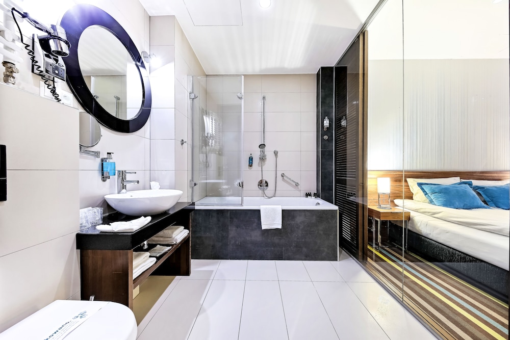 Superior Room - Photo 7