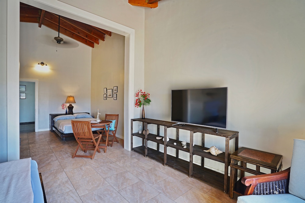 Room, Balcony, Partial Ocean View (Laguna)