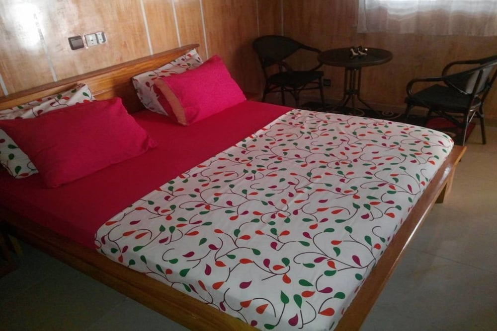 Double Room, 1 Queen Bed photo 1