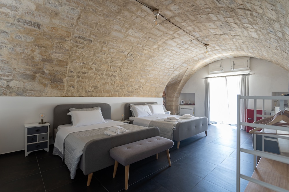 Comfort Triple Room photo 3