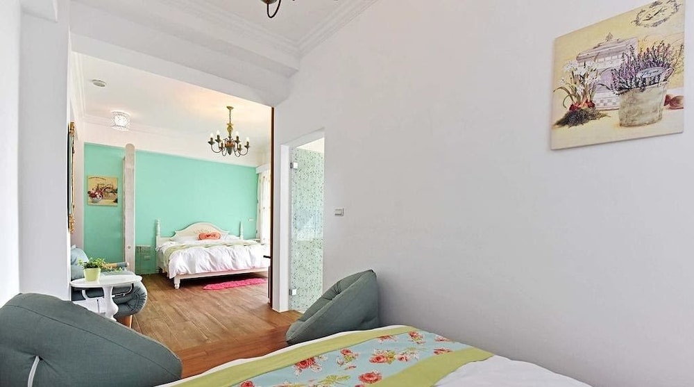 201 Quadruple Room - Photo 9
