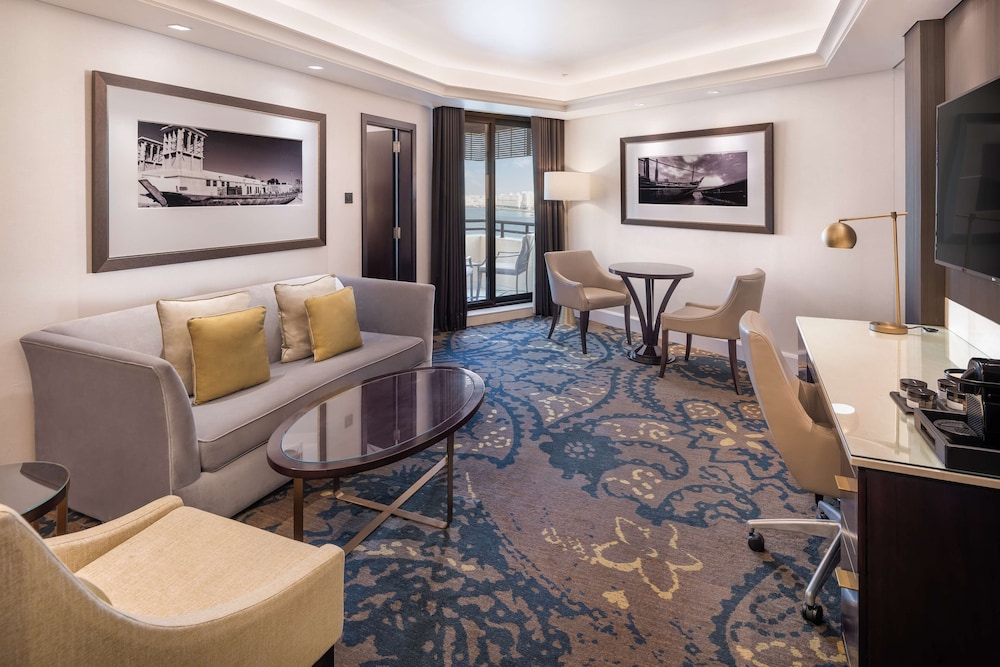 Suite, Balcony (Creek View, Lounge Access) - Photo 4
