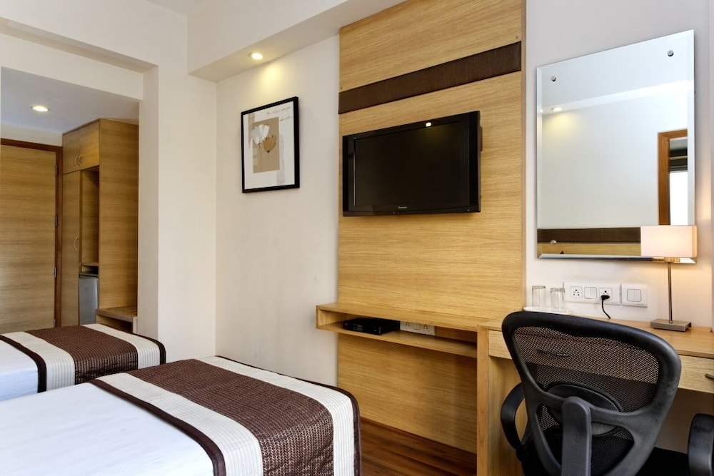 Executive Double or Twin Room - Photo 13