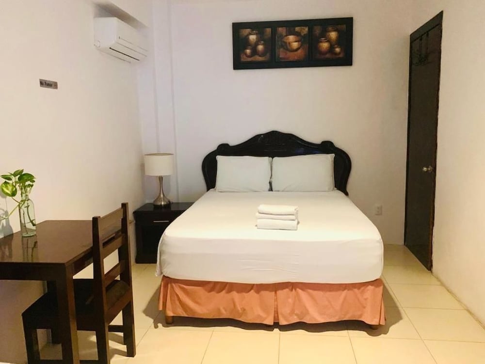 Basic Double Room, 1 Double Bed