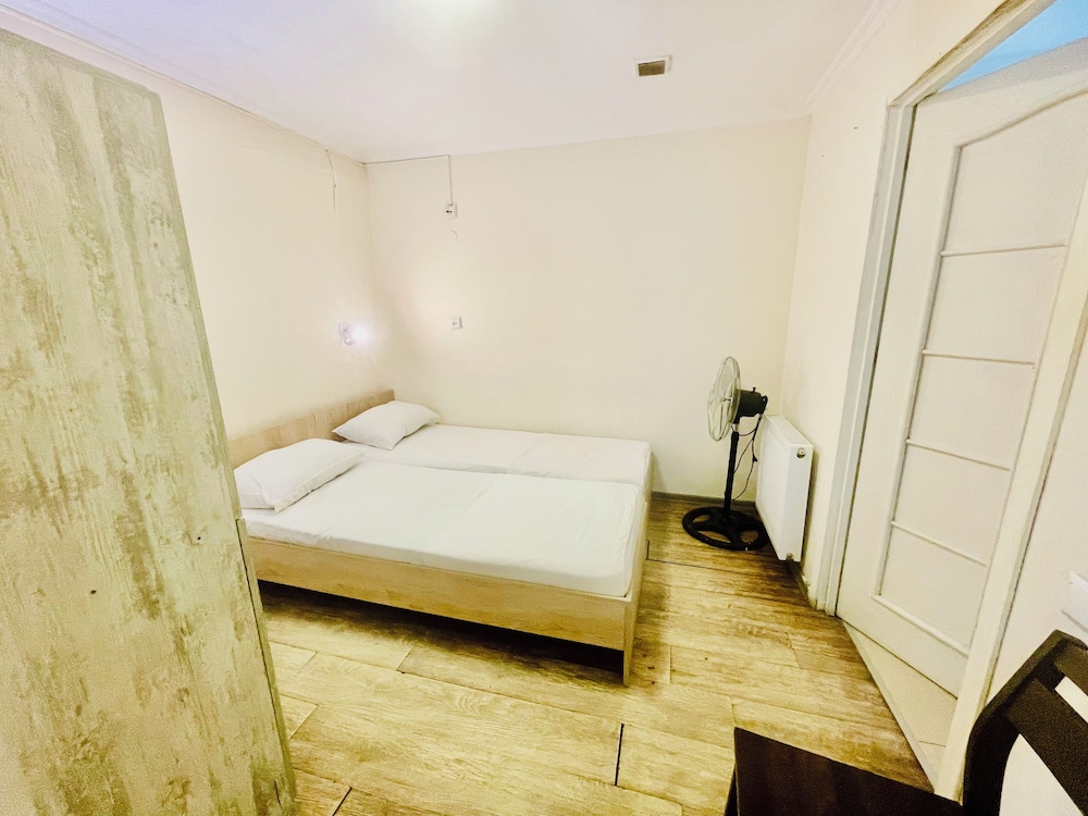 Economy Double or Twin Room photo 1