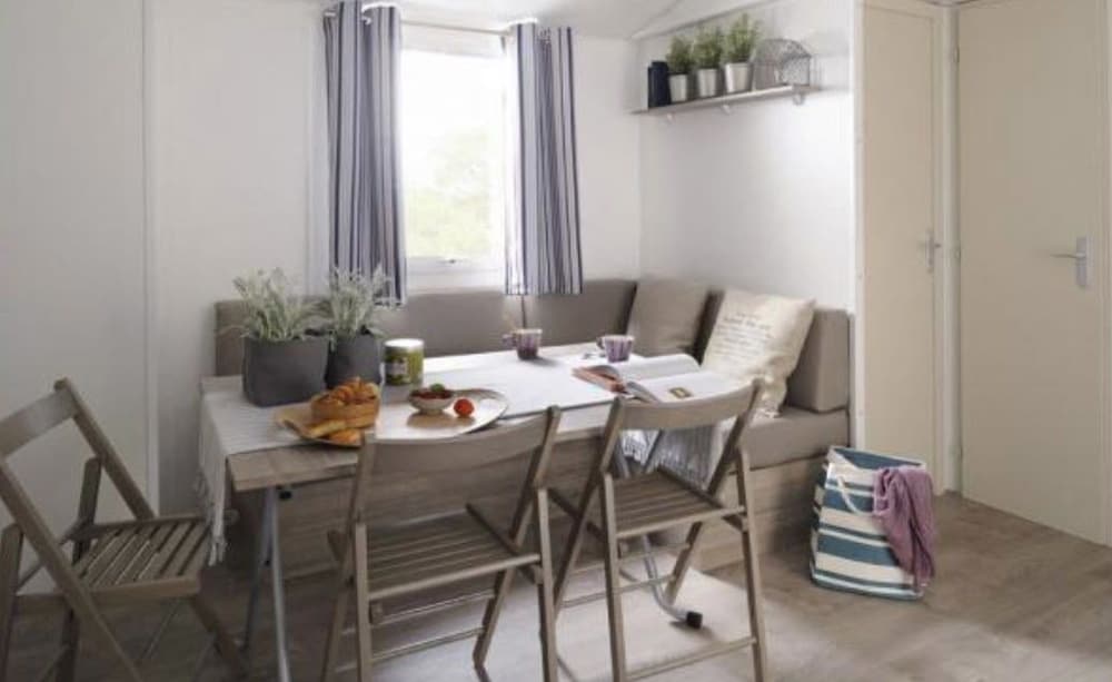 Mobile Home, 3 Bedrooms photo 2