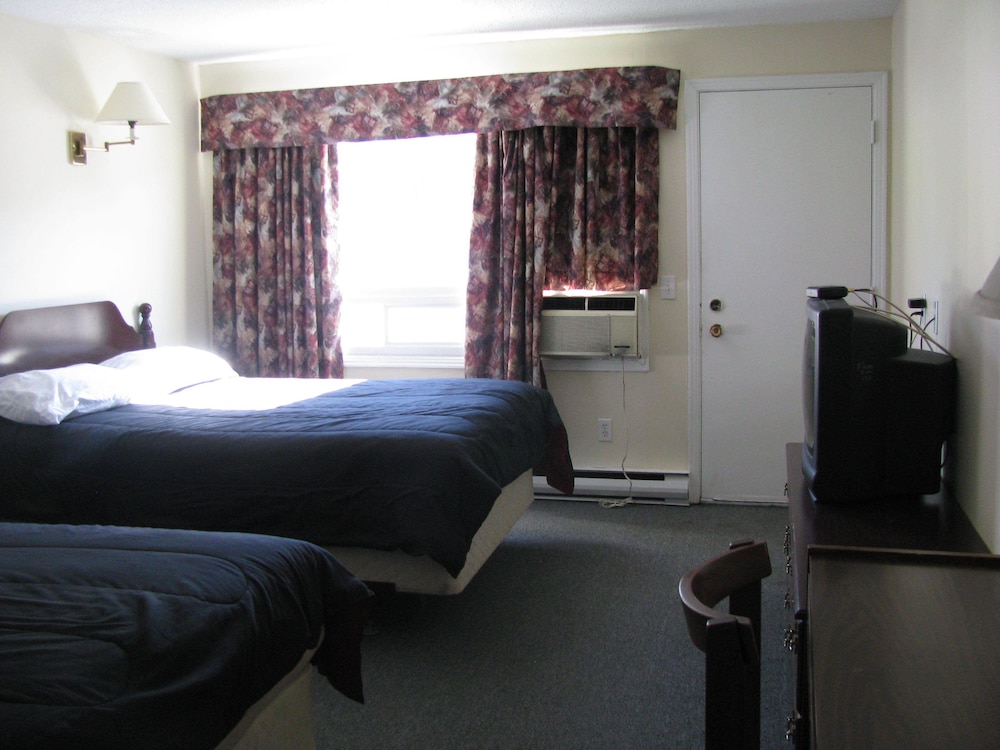 Standard Room, 2 Double Beds photo 1