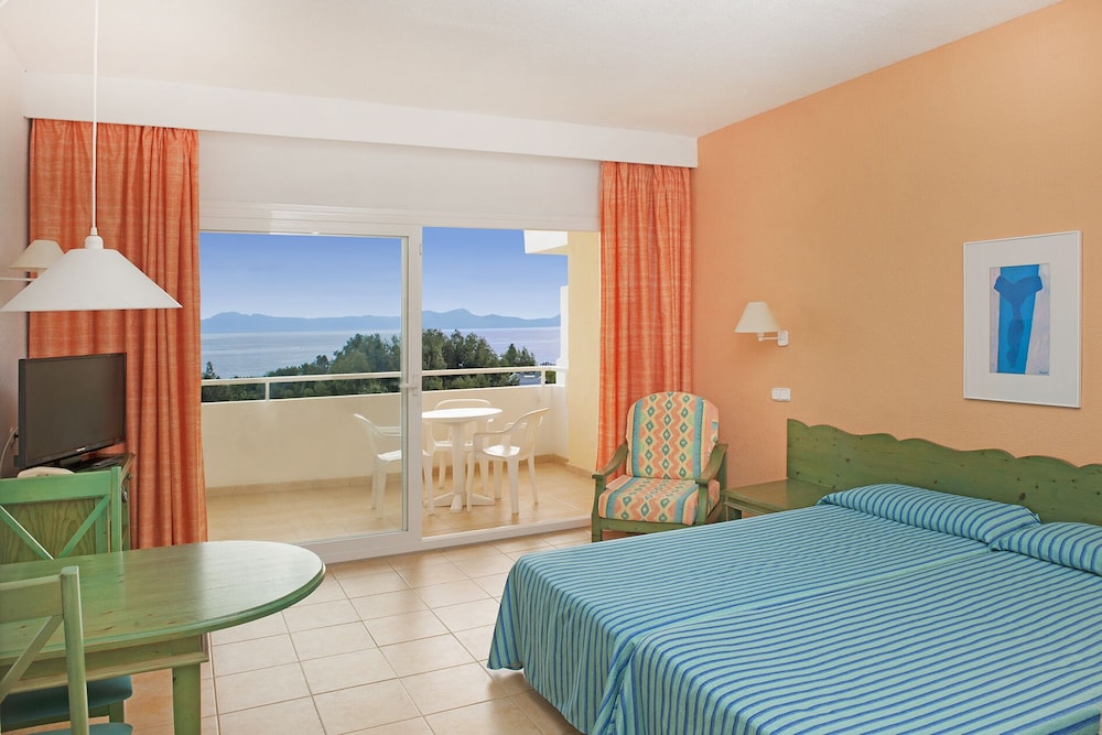 Studio, Sea View - Photo 1