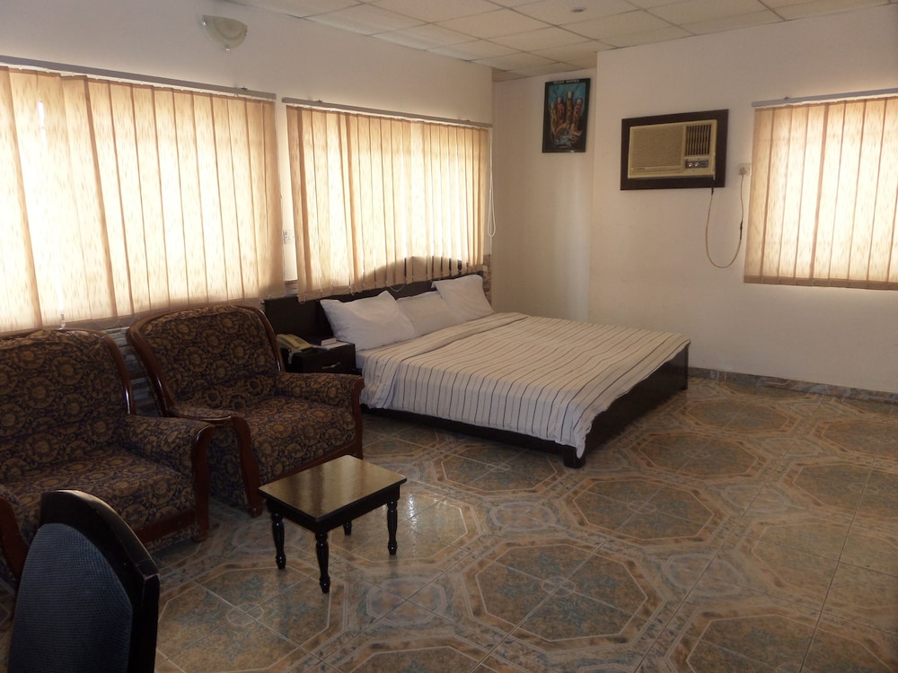 Executive Double Room (3)