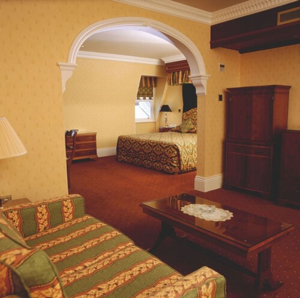 Suite, 1 Double Bed, Non Smoking photo 3