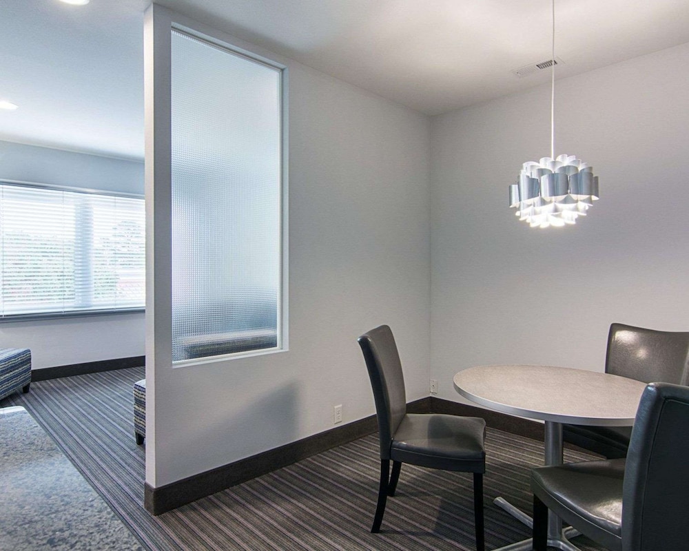 Suite, 1 Bedroom, Non Smoking - Photo 1