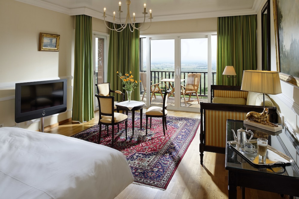 Suite photo 1