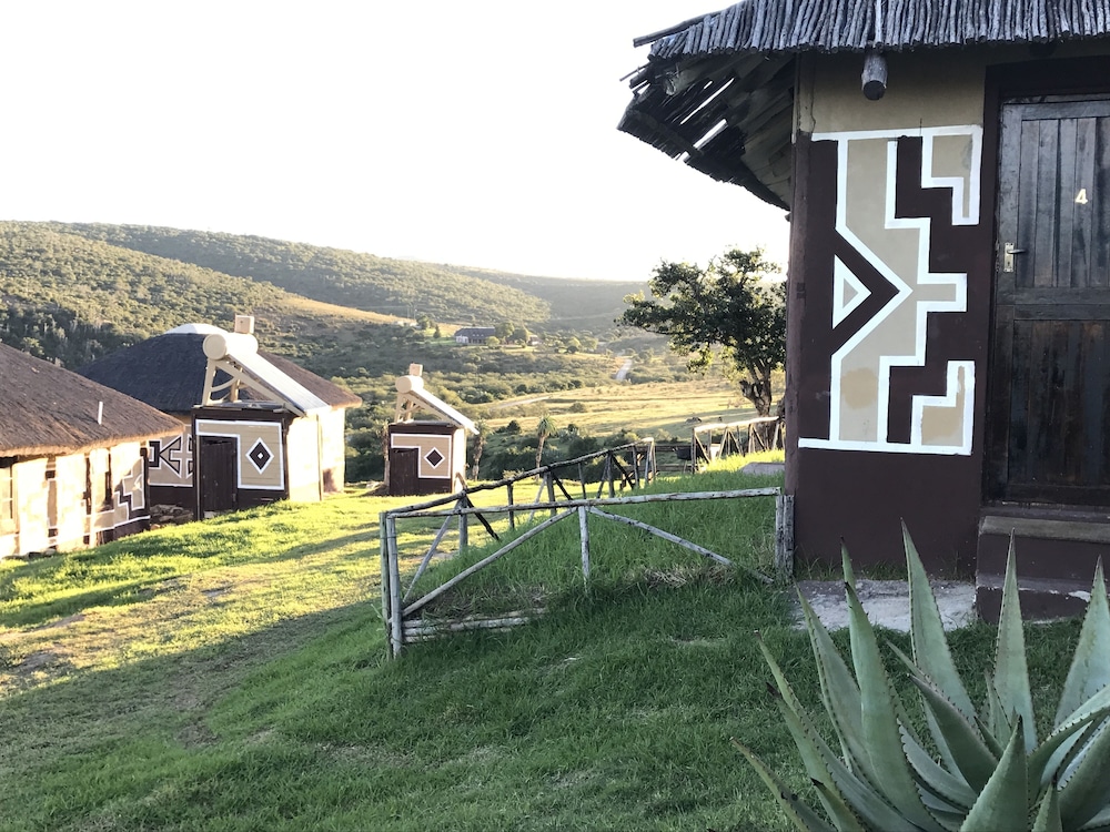Kudu Lodge - Queen Room photo 2