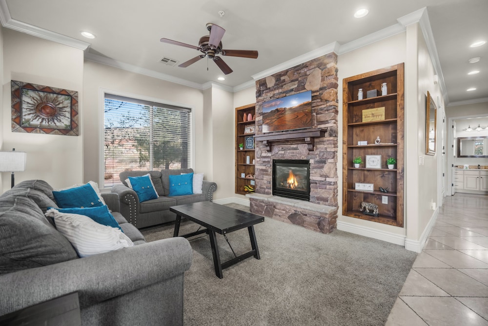 Condo, Multiple Beds, Balcony, Mountain View (Owen's Landing)