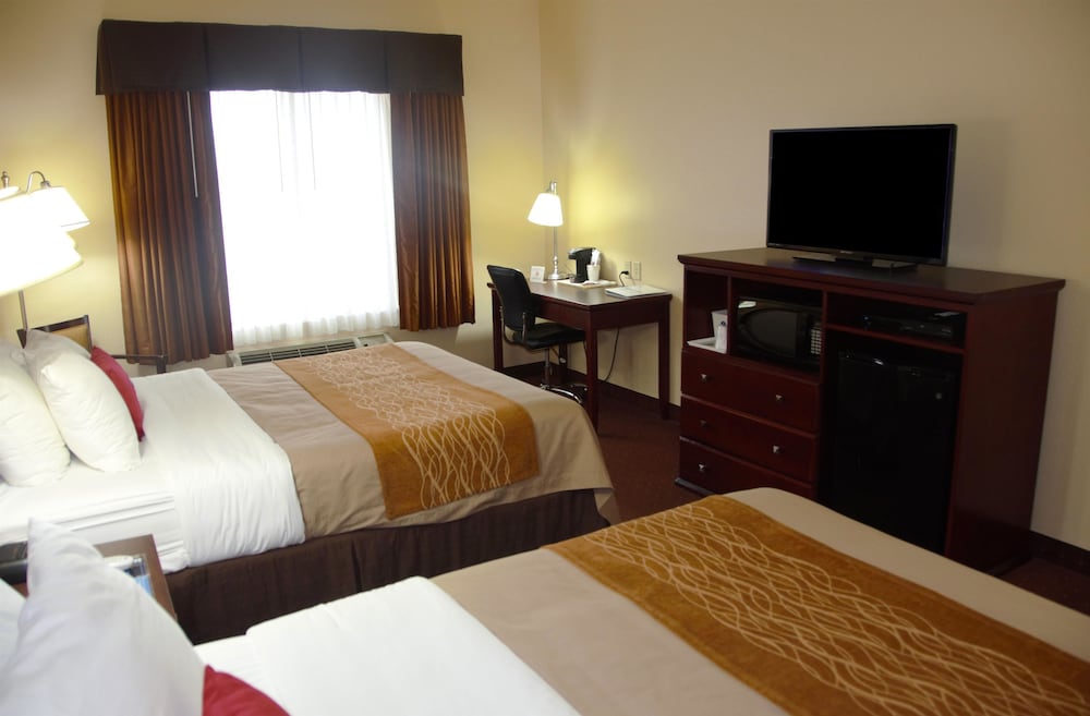 Room, 2 Queen Beds, Non Smoking - Photo 5