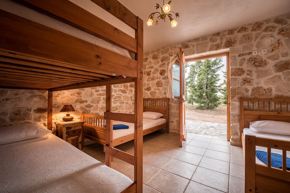 Blue Caves Villas | 3-bedroom Villa PURPLE