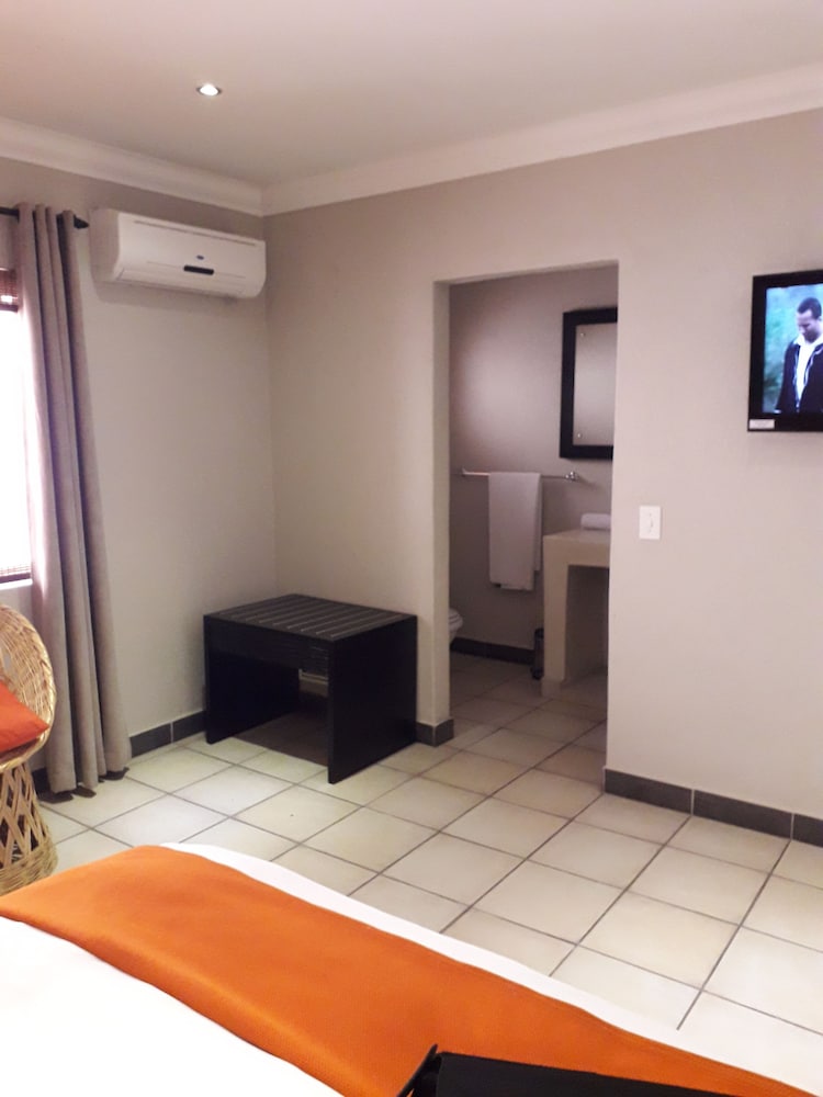 Deluxe Twin Room, 2 Twin Beds - Photo 3