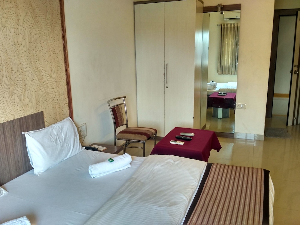 Standard Room, 1 Bedroom - Photo 3