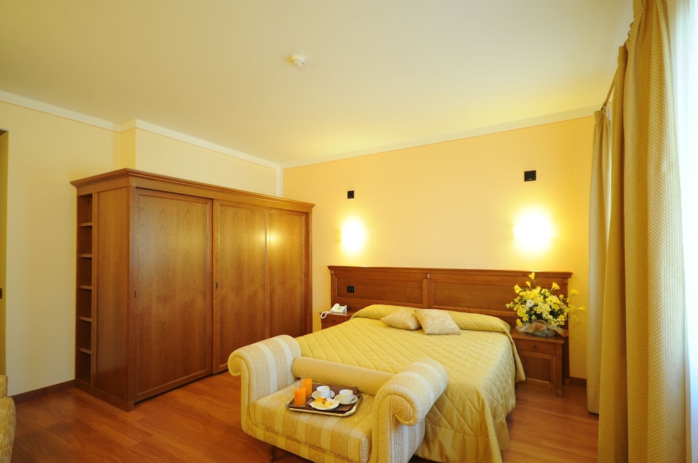 Superior Single Room photo 2