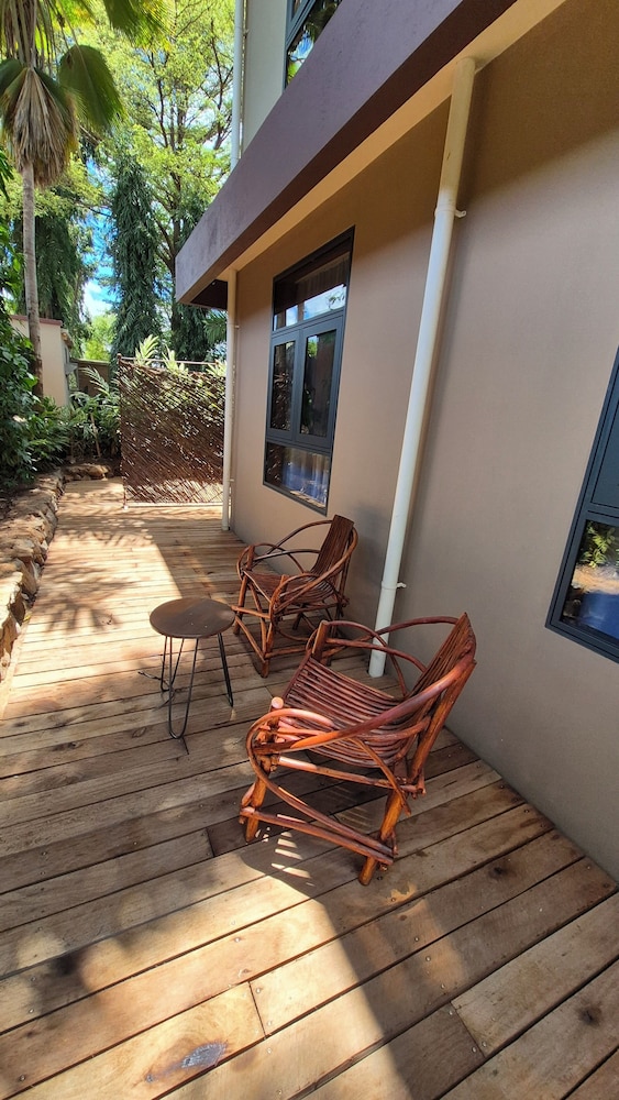 Superior Triple Room, Garden View