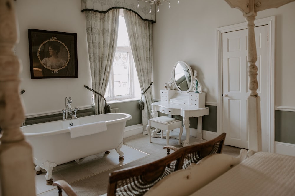 Superior Double Room, Ensuite (Lady'S Room) - Photo 2
