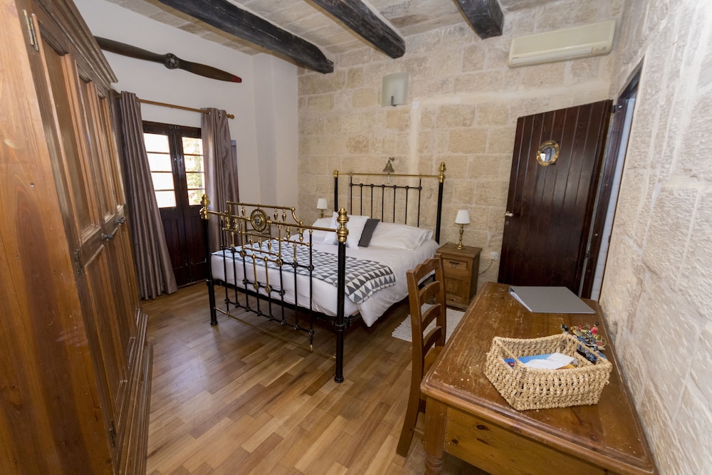 Comfort Double Room, Ensuite, Garden Area photo 1