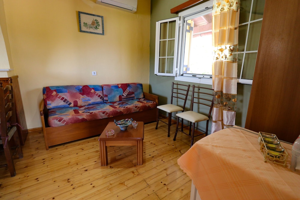 Basic Apartment
