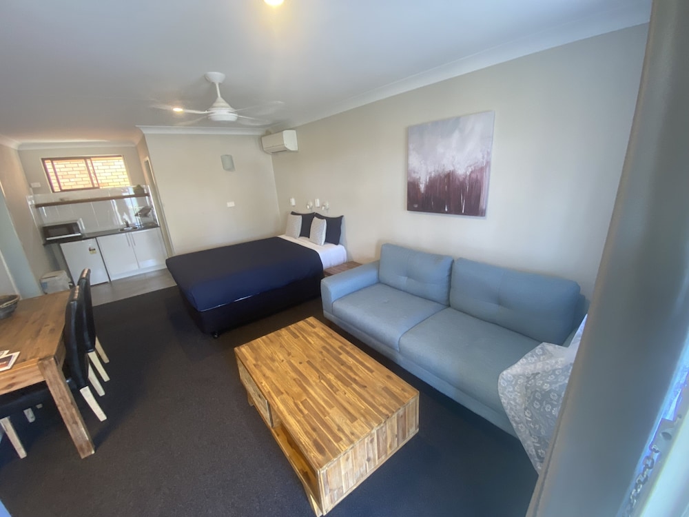 Family Room, 2 Bedrooms photo 1