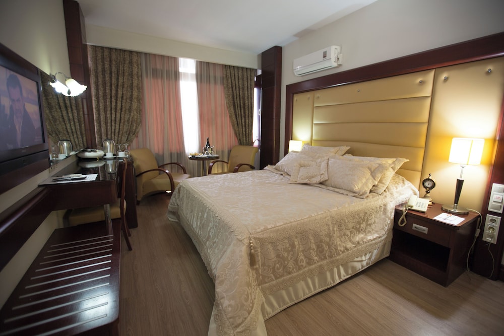 Basic Single Room