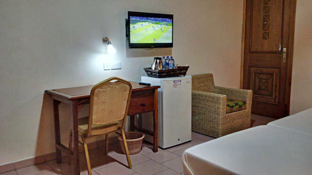 Standard Double Room, photo 7