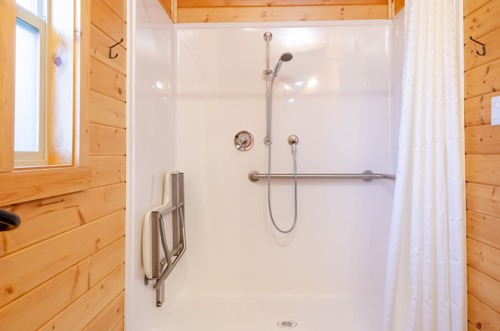 Cottage, 1 Bedroom, Non Smoking (Ramp, Linens Included) photo 2