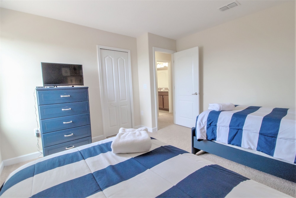 House, 5 Bedrooms
