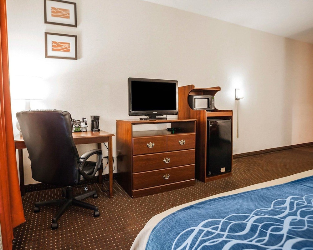 Room, 1 King Bed, Accessible, Non Smoking - Photo 1
