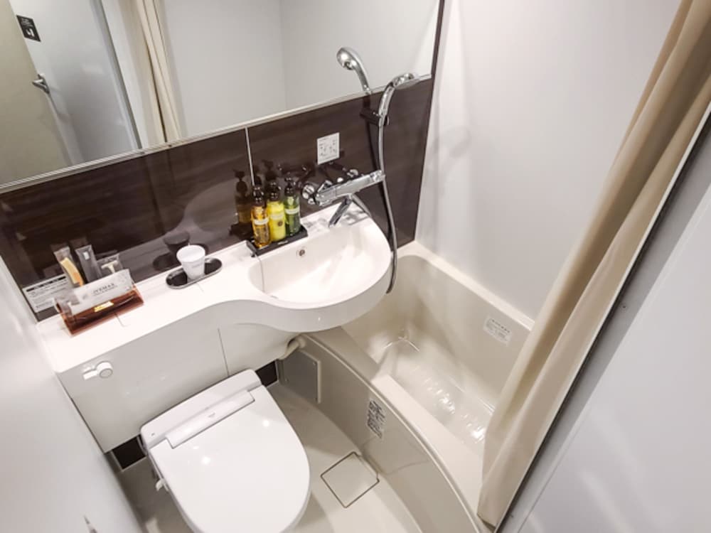 Single Room, Non Smoking photo 3