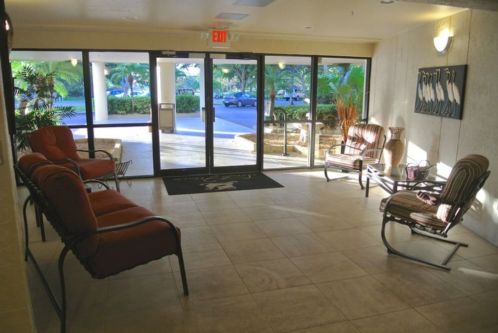 Condo, 2 Bedrooms