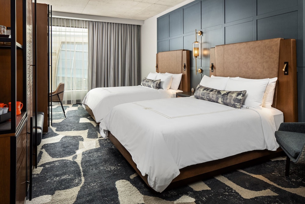 Deluxe Room, 2 Queen Beds - Photo 4