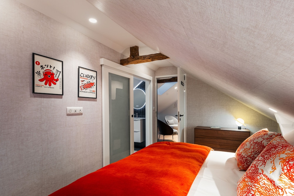Classic Studio Suite - Photo 3