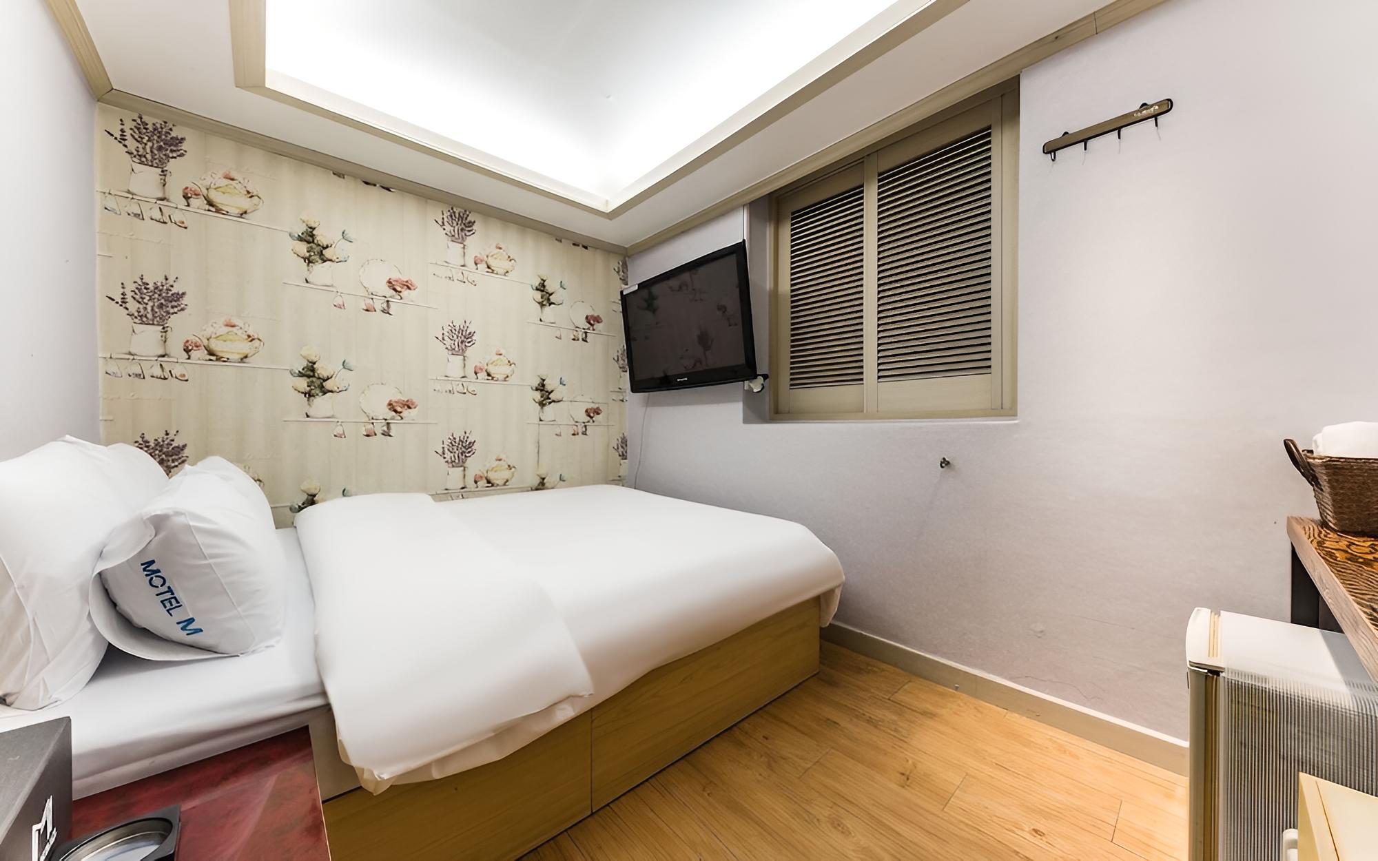 Room (Standard Room)