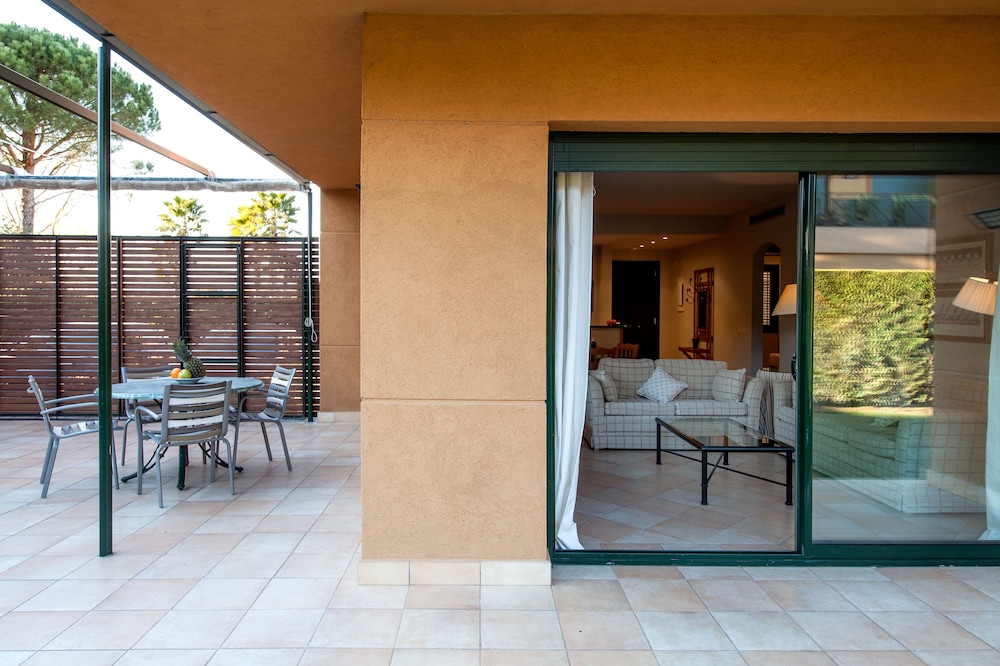 Apartamento, Vista al Jardín