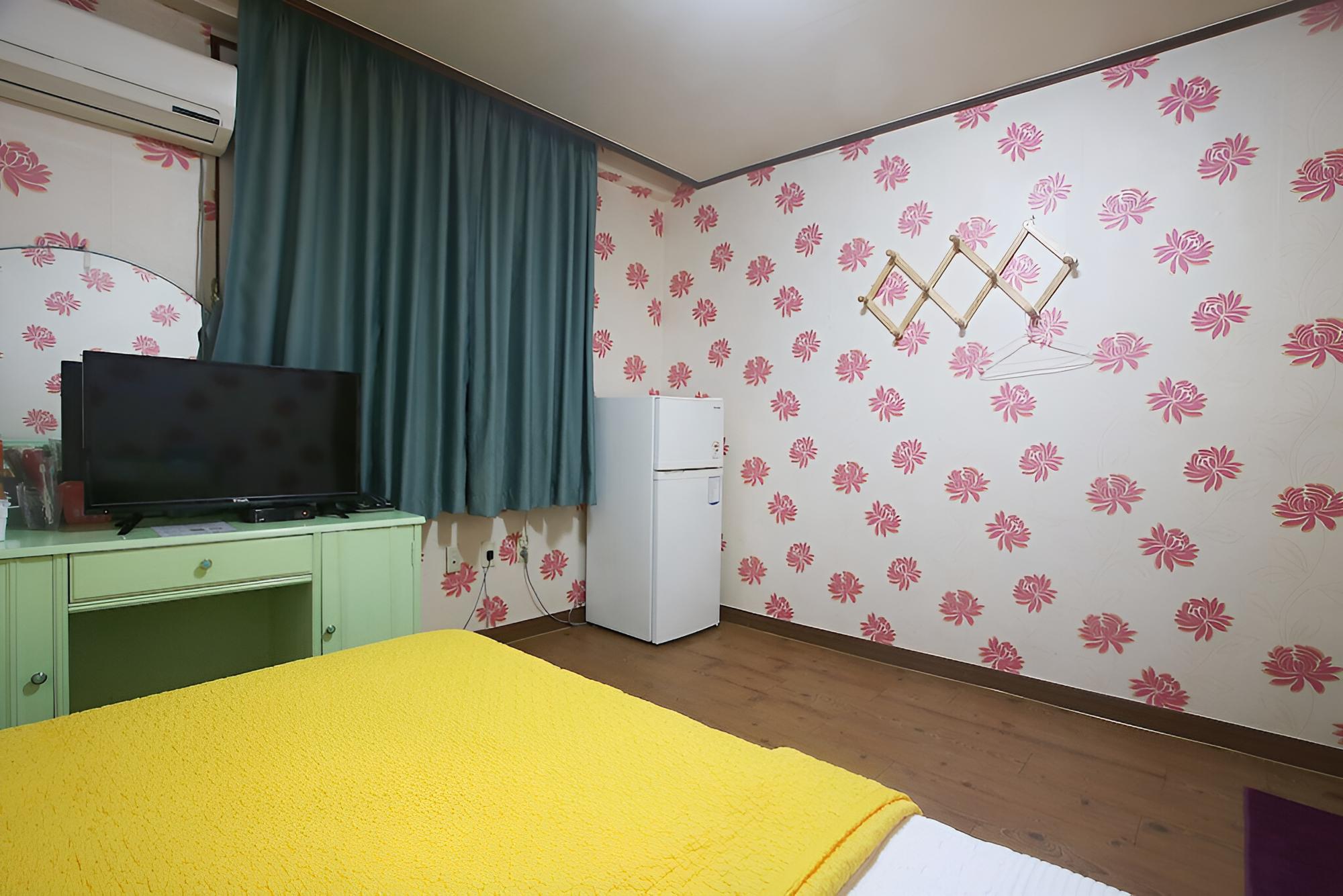 Room (Standard (bed)) photo 3