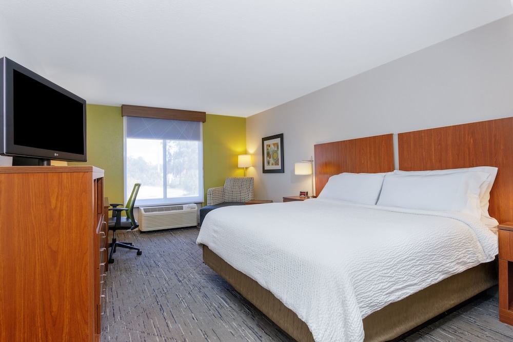 Standard Room, 1 King Bed (LEISURE) - Photo 2